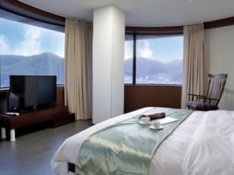 Radiance Tourist Hotel Geoje Eksteriør billede